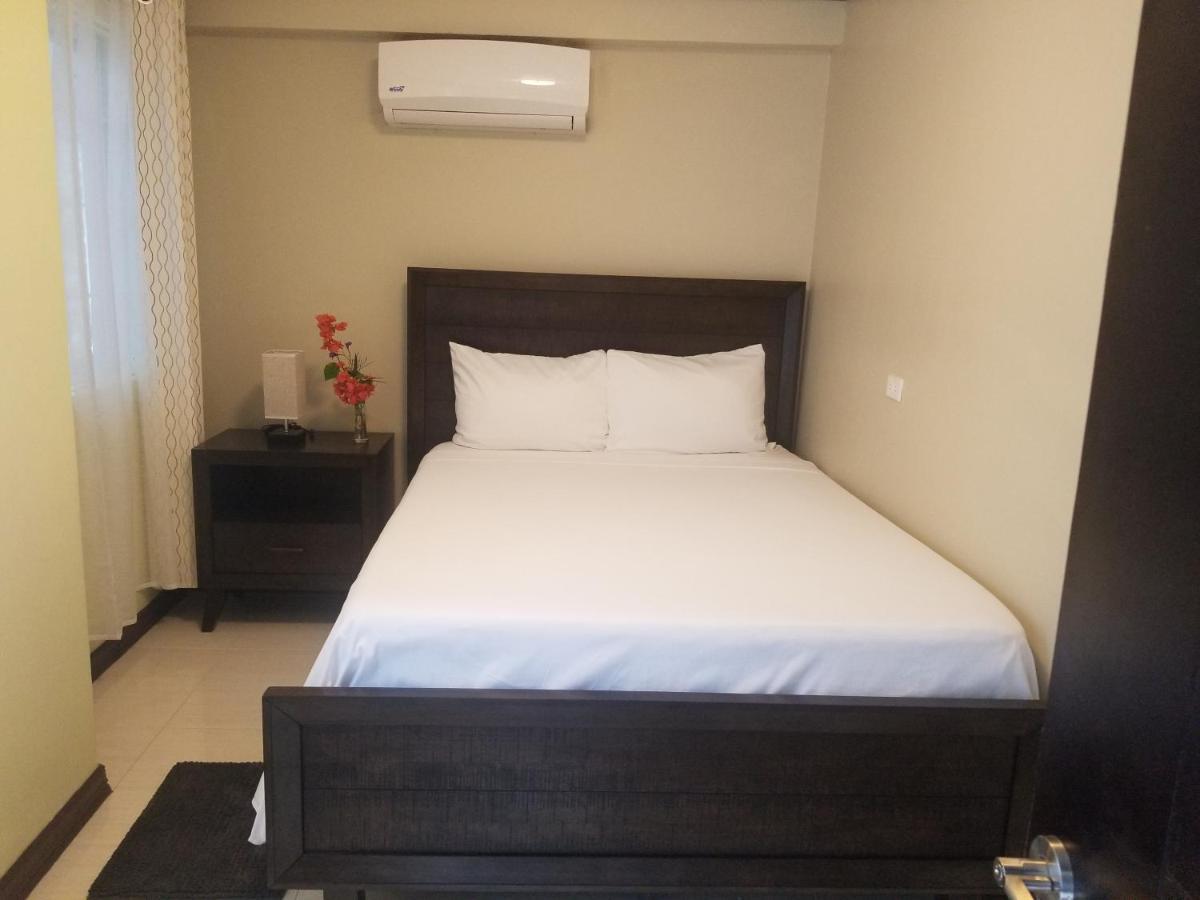 Inn The Town Port Antonio Bagian luar foto