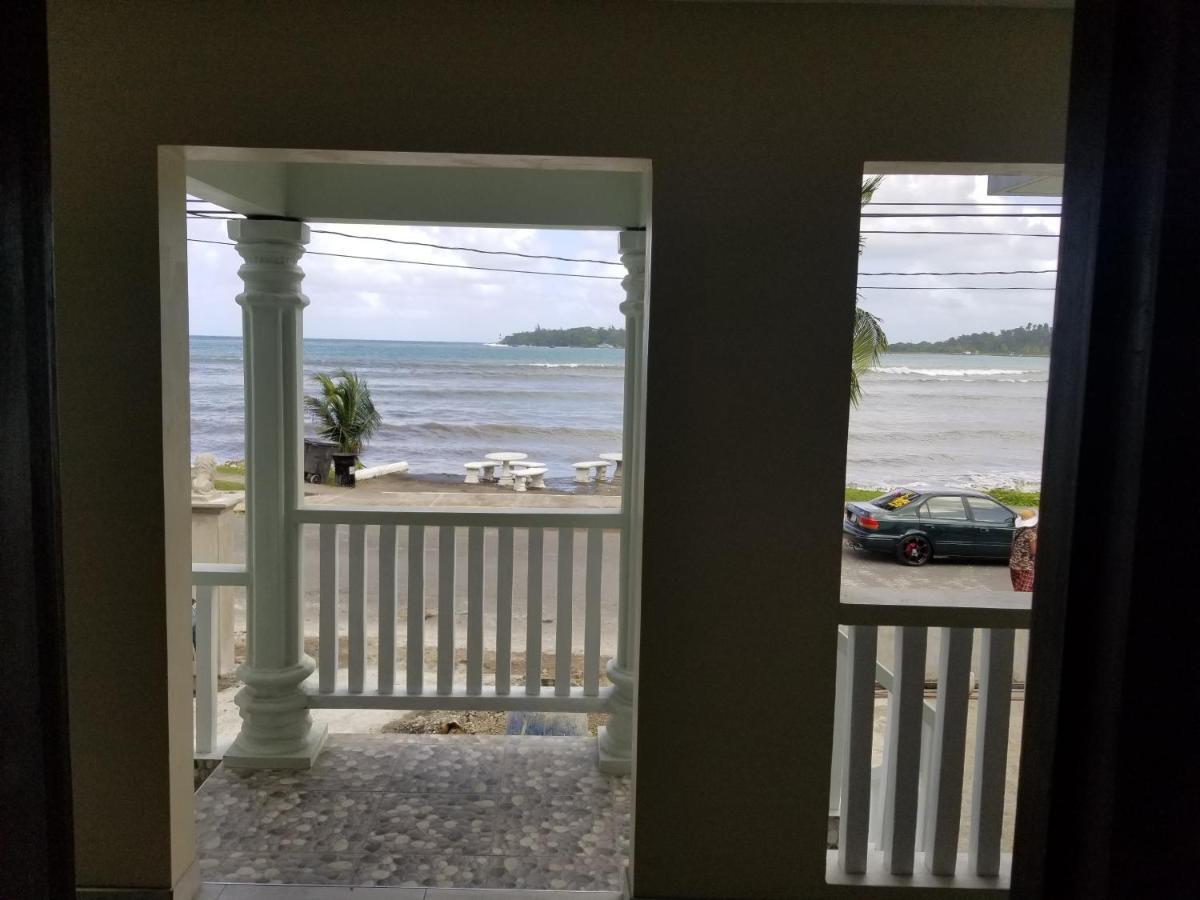 Inn The Town Port Antonio Bagian luar foto